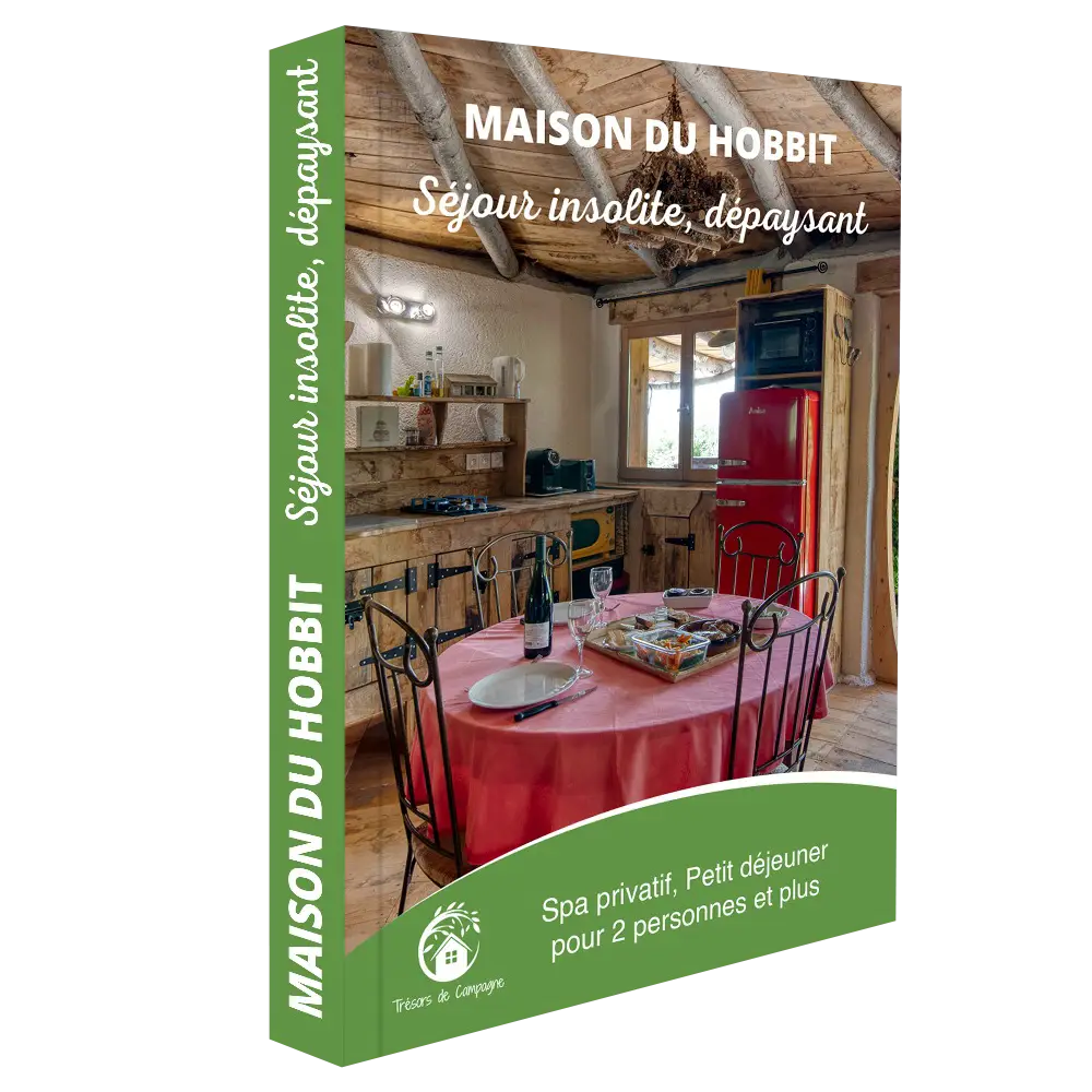 Réservez une nuit insolite avec jacuzzi privatif dans nos cabanes avec spa et piscine Séjour insolite & nature en duo, en famille dans l'Aude